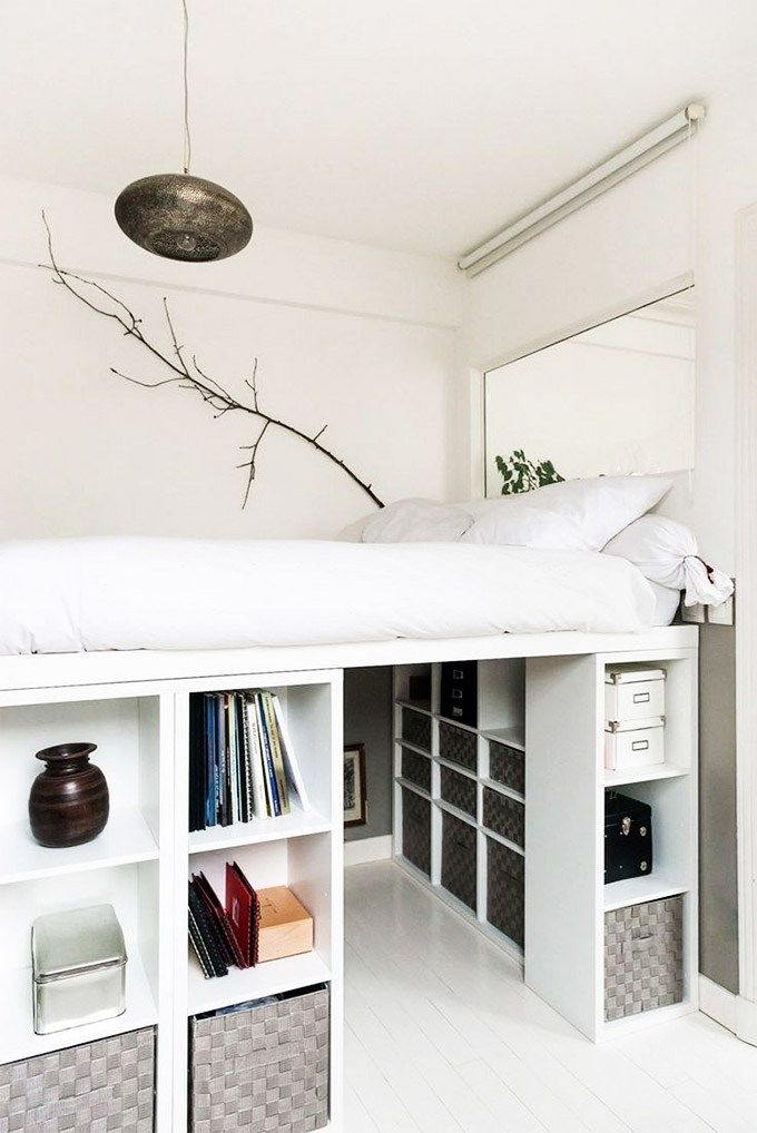 How to Update a Tired Gallery Wall